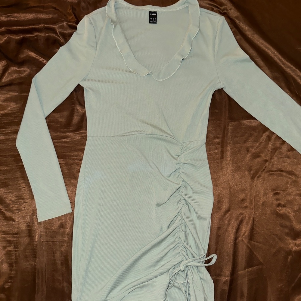 Elegant Long Sleeve Ruched Dress in Sage Green